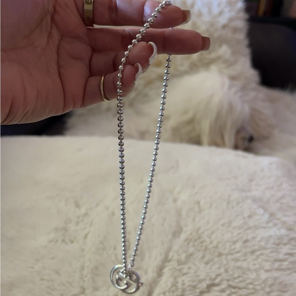 Beautiful Brand New with Tags Gucci Necklace- toggle. It's like a choker. - Picture 6 of 12